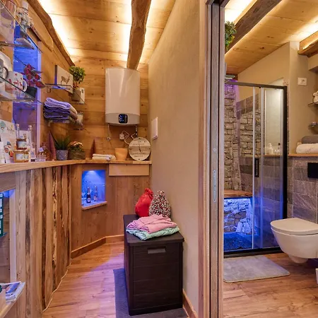 La Roccia - Casa Tatil Evi